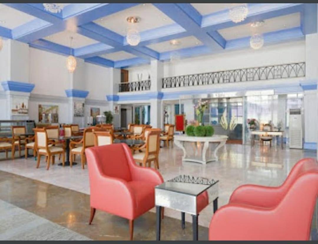 Royal Palms Hotel Mumbai Exterior photo